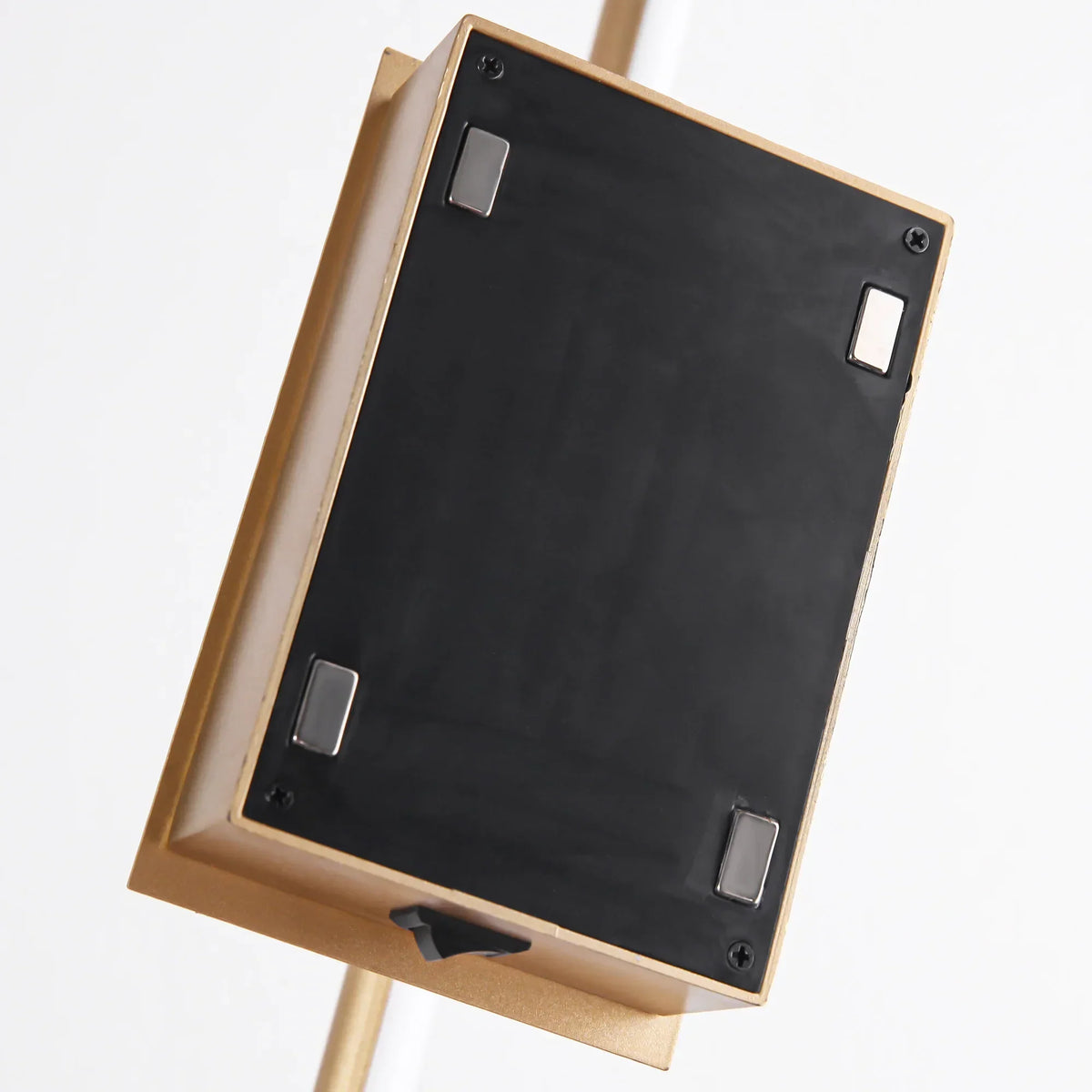 Battery-powered LED Mirror Vanity Light with Remote Control