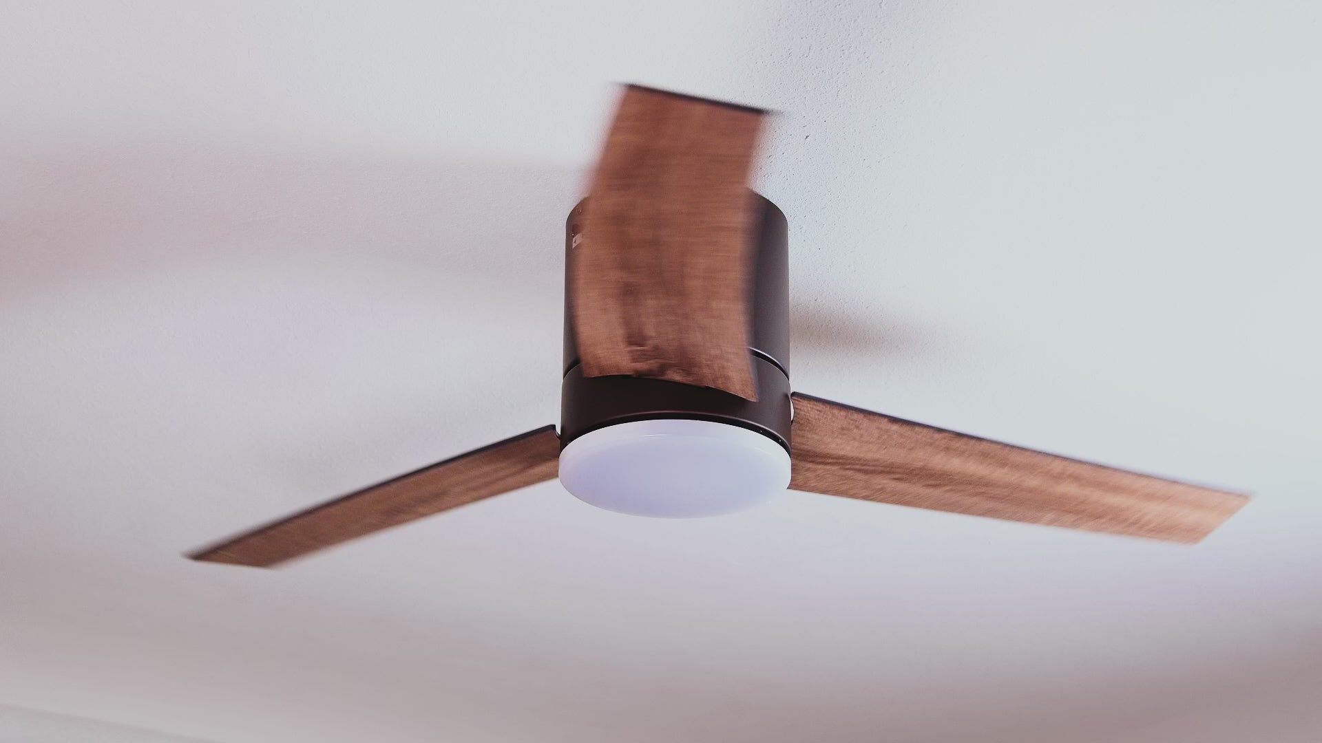 Ventilador de techo reversible empotrable Kielah Farmhouse de 48